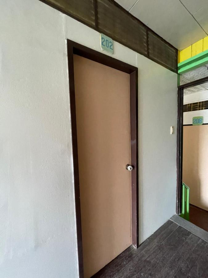 Austrias Guest House Эль-Нидо Экстерьер фото