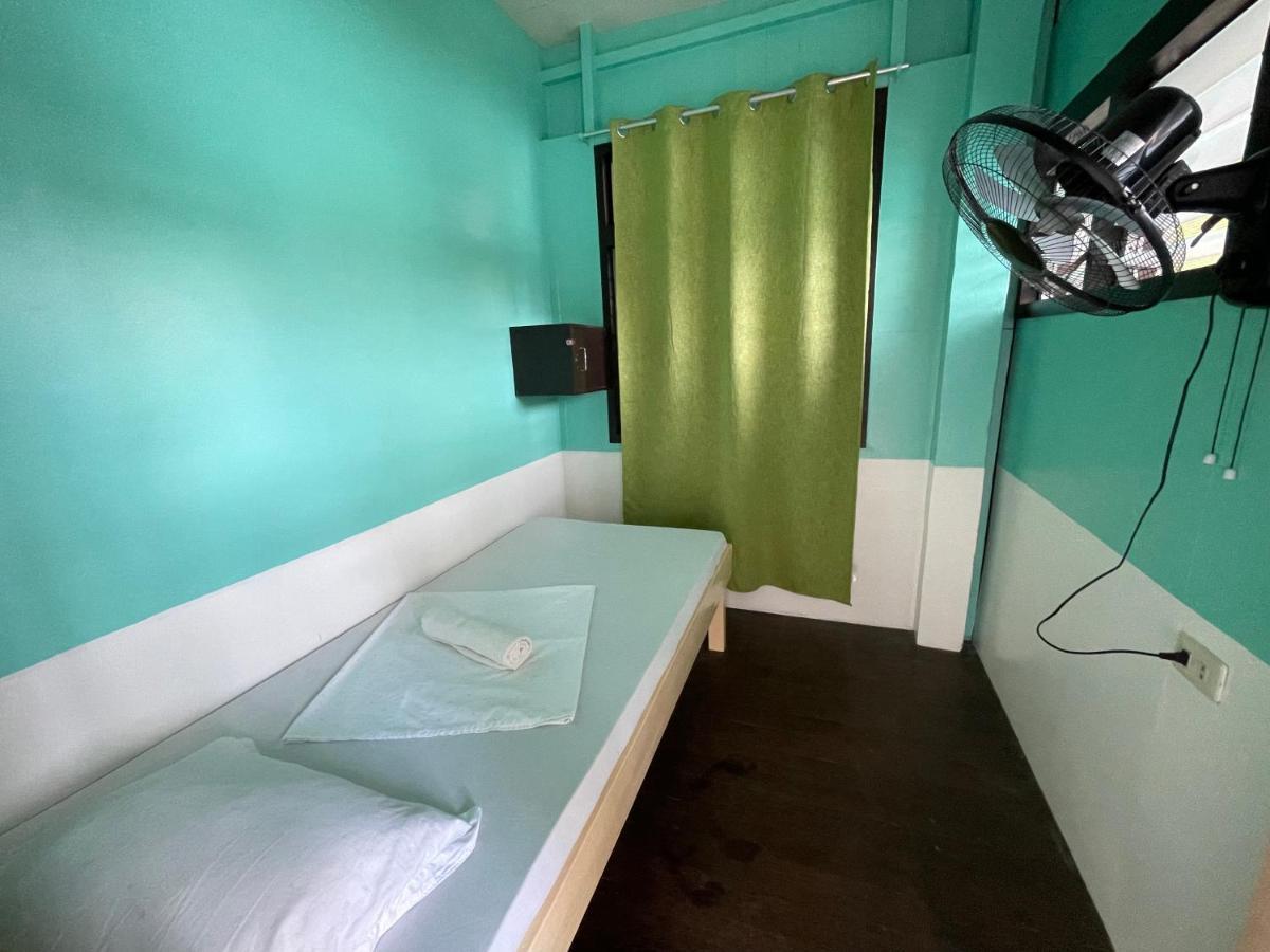 Austrias Guest House Эль-Нидо Экстерьер фото